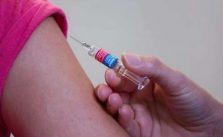 BOA NOTÍCIA: Minas anuncia contratação de profissionais para a vacinação contra a covid-19