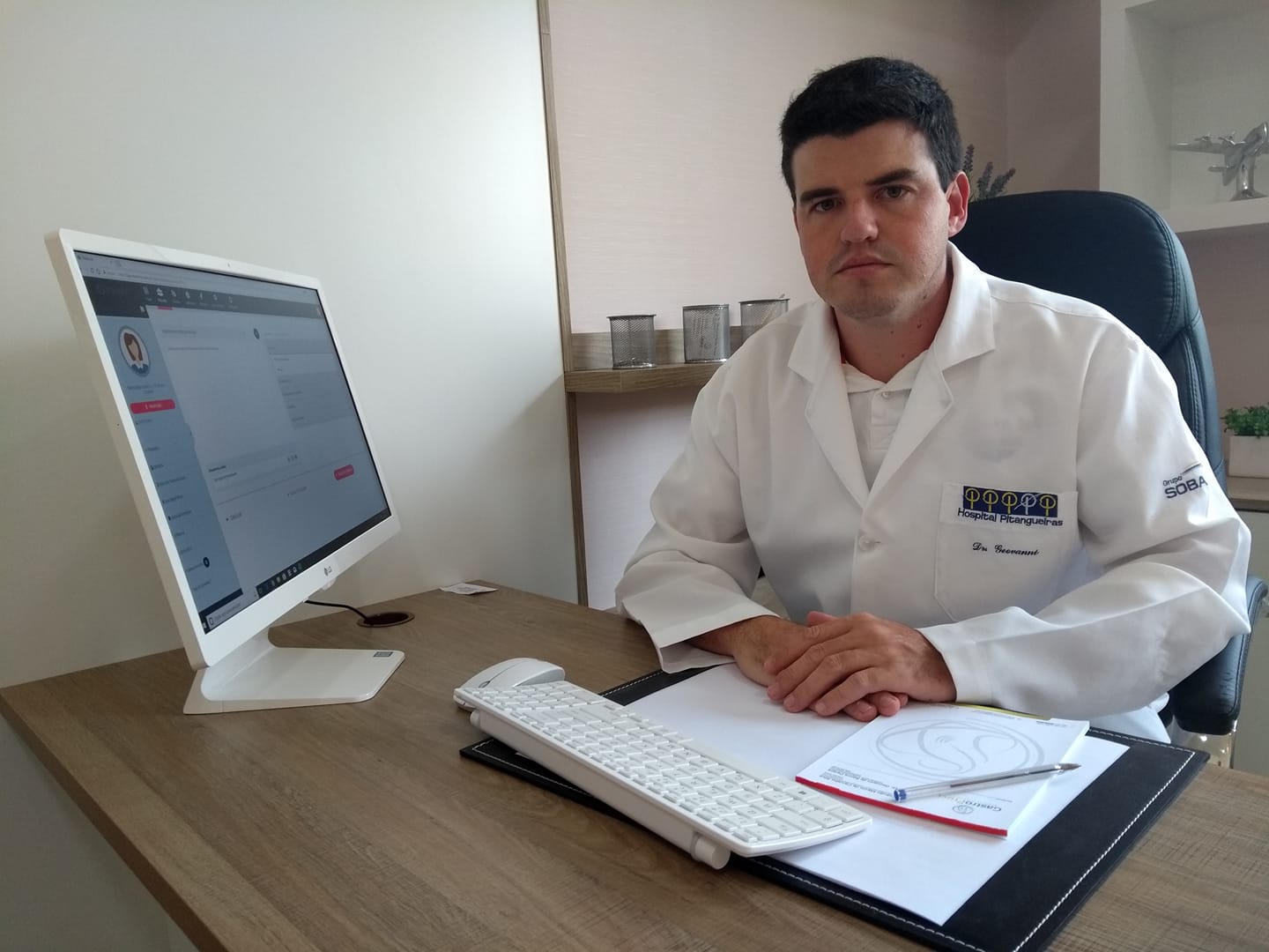 HISTÓRIAS DE VIDA: Dr. Geovanni de Barros Pereira é homenageado pelo Conexão Três Pontas