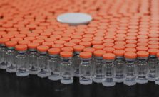 Ministério da Saúde compra mais 54 milhões de doses da CoronaVac