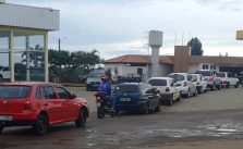 CRISE DOS COMBUSTÍVEIS: Presidente do sindicato anuncia fim da paralisação de ‘tanqueiros’ em Minas Gerais