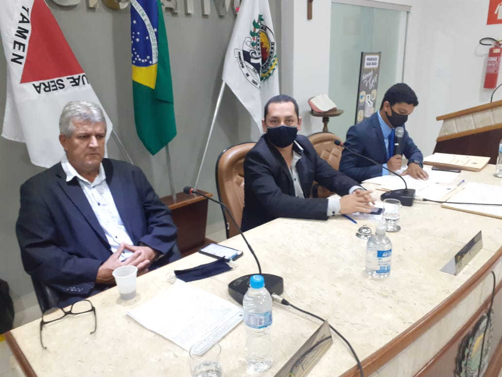 BOA NOTÍCIA: Famílias carentes receberão cartão-auxilio do Município