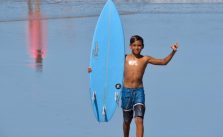 MENINO PRODÍGIO: Trespontano brilha no Surf e sonha com grandes conquistas