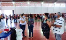 VACINA: Trespontanos tomam dose de reforço contra o coronavírus