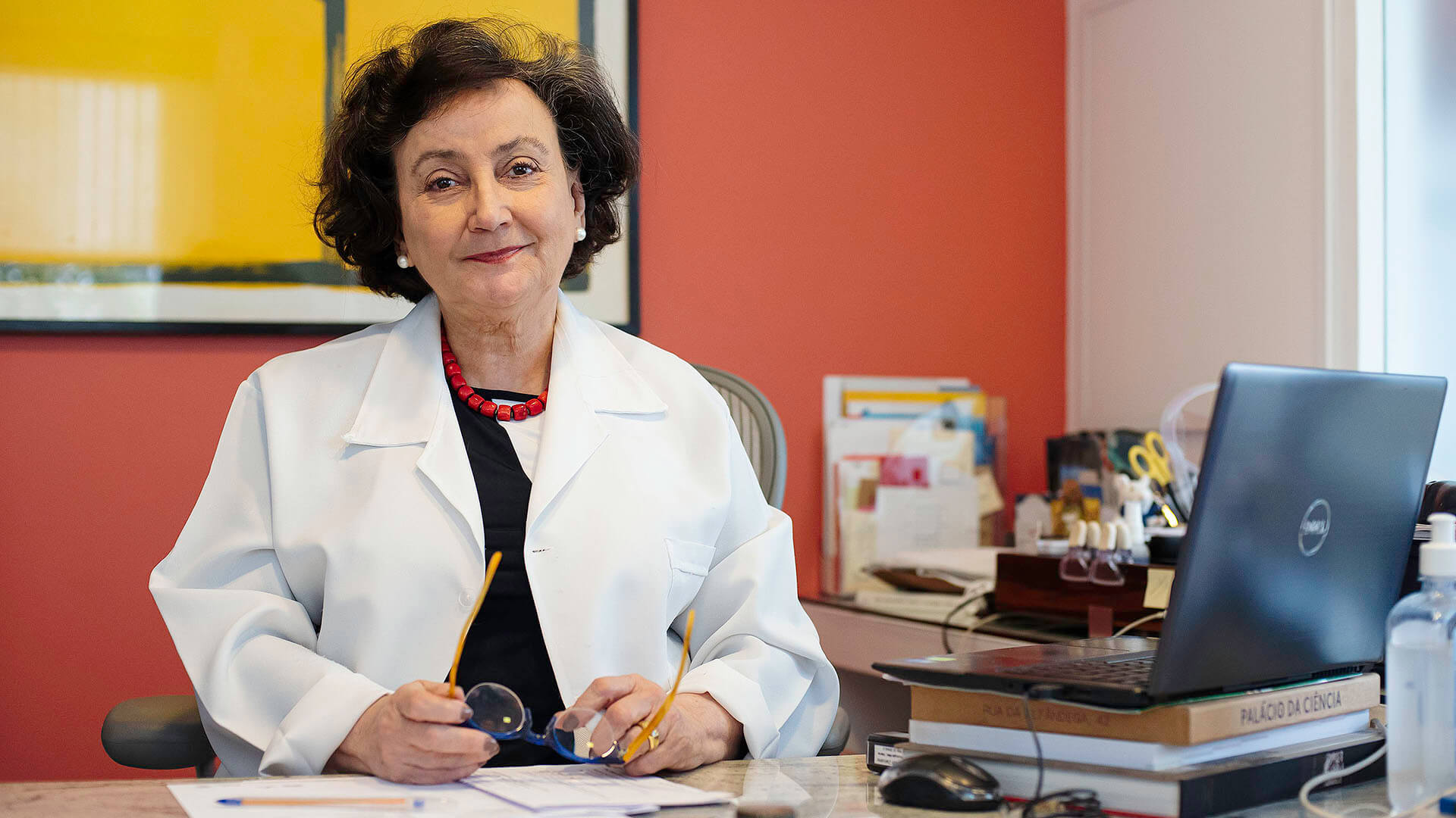 BOA NOTÍCIA: Ômicron pode ser o início do fim da pandemia, afirma pneumologista da Fiocruz