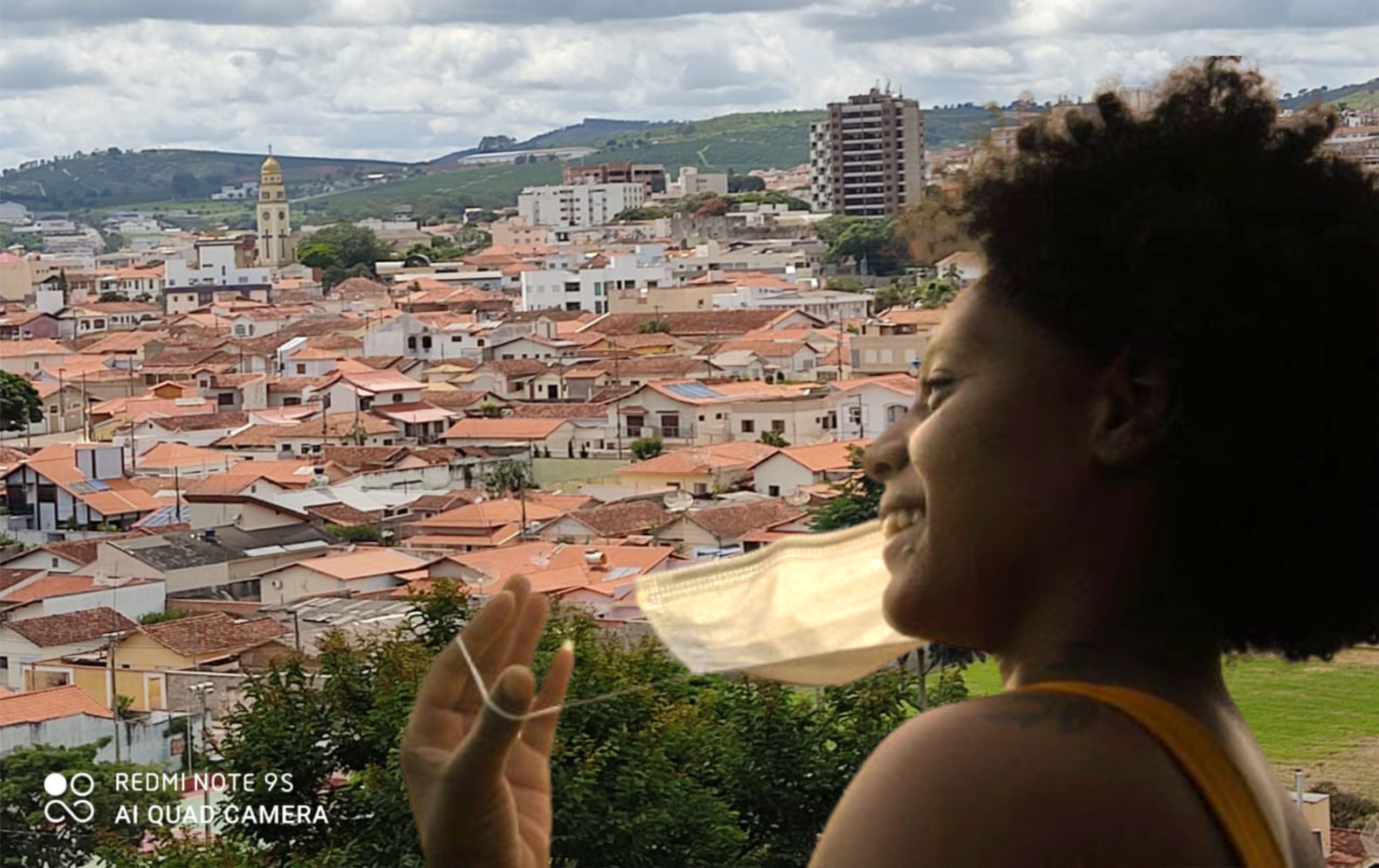 URGENTE: USO DE MÁSCARAS DEIXARÁ DE SER OBRIGATÓRIO EM AMBIENTES FECHADOS EM TRÊS PONTAS