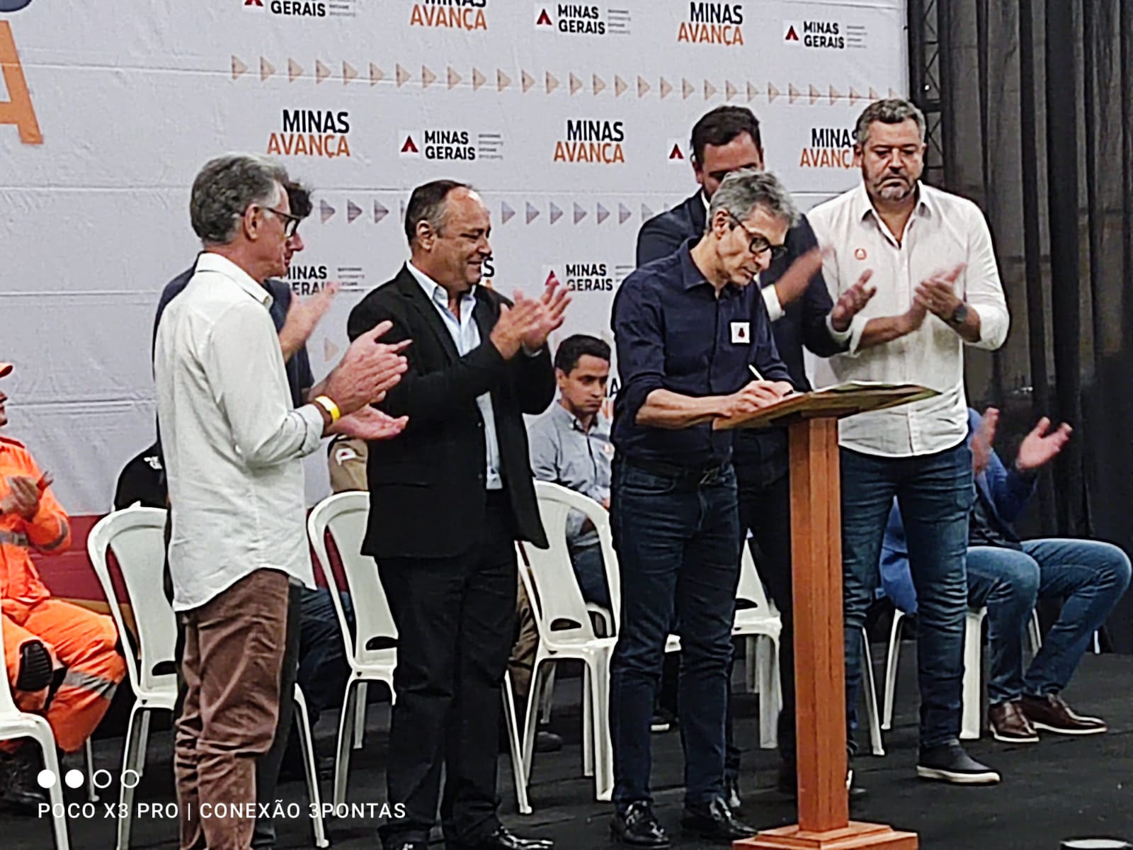 É VERDADE!!! Governador Zema assina liberação das obras da 3ª Pista da MG 167