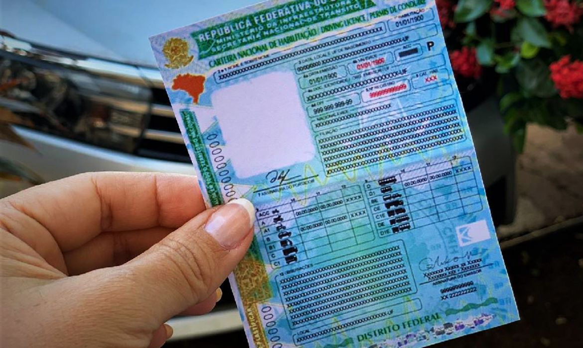 FIQUE ATENTO: STJ confirma exigência de exame toxicológico para renovação de CNH