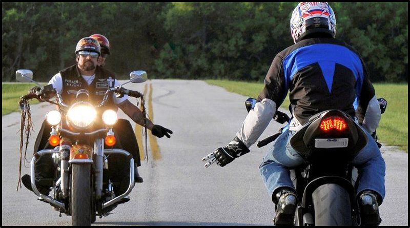 Motociclistas unem paixão por motos e rock para transformar vidas com ações solidárias em MG